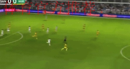 超级单刀!33岁内马尔跳舞庆祝:40米奔袭破门 破107天球荒 超级单刀!33岁内马尔跳舞庆祝:40米奔袭破门 破107天球荒